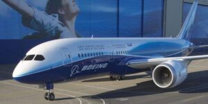 Boeing'in 777 serisine ilgi sürüyor