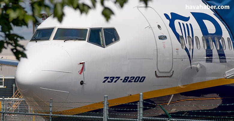 Woodys Aeroimages adlı bir Twitter kullanıcısı tarafından yayımlanan fotoğraflarda, Ryanair için üretilen bir 737 MAX’ın adının değiştirildiği görülüyor.