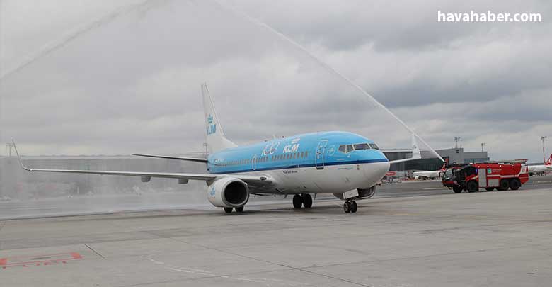 KLM-100.-yaşını-İstanbul-havalimanında-kutladı!2