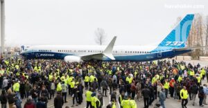 737 MAX10 fabrikadan çıktı