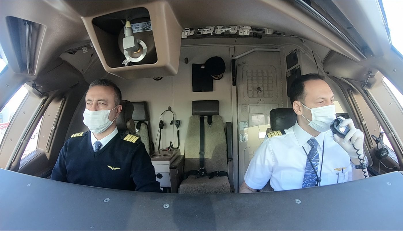 Özel uçuşta kokpitte Kpt. Pilot Öner Samyel ve Pilot Murat Gülkanat yer aldı.