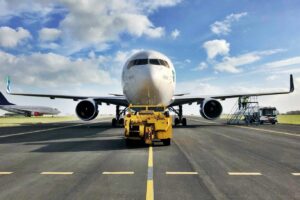 Yolcu ya da kargo taşımayan sadece tek yön uçan havayolu şirketi