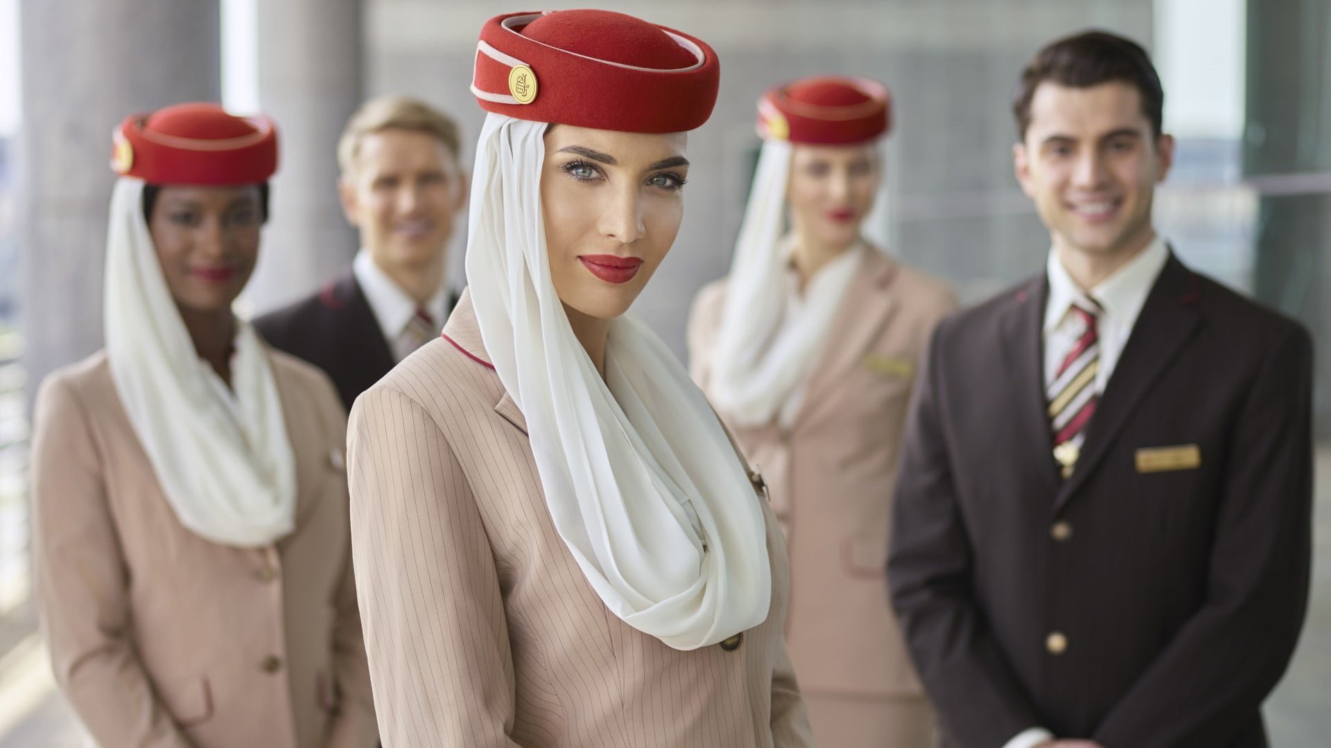 Emirates 6 bin personel alacağını duyurdu