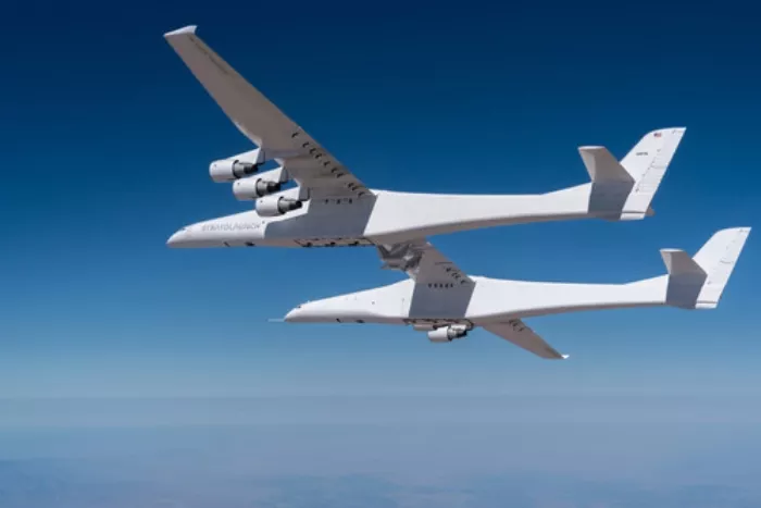 STRATOLAUNCH ROC, İLK UÇUŞUNU 2019 YILINDA GERÇEKLEŞTİRMİŞTİ