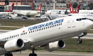 THY-737-900ER-780x470