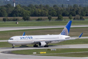 Boeing 767 united airlines