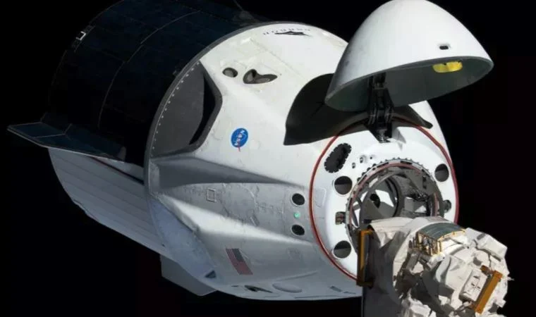 NASA, Rus kapsülündeki sızıntı için SpaceX'e ulaştı