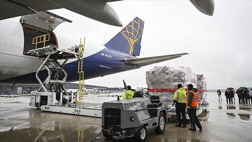 ABD’den THY, Atlas Air ve Boeing işbirliğiyle Türkiye'deki deprem bölgesine 60 tonluk yardım gönderildi