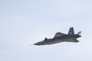 Bayraktar Kızılelma TEKNOFEST'e uçtu1