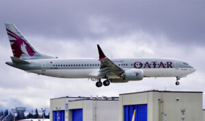 Qatar Airways ilk Boeing 737-8 MAX'i almaya hazırlanıyor