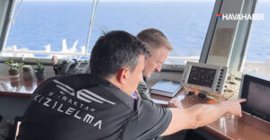 Selçuk-Bayraktar,-ABD'nin-USS-Gerald-R.-Ford-uçak-gemisinde