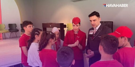 THY ekibi öğrencilerle bir araya geldi