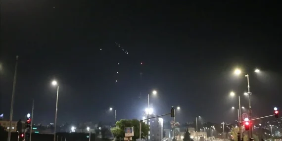 İran İsrail gerginliği hava trafiğini vurdu… 11 Eylül sonrası en büyük kaos yaşanıyor!..