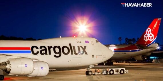 Cargolux’a ait Boeing 747 Sabiha Gökçen’a acil iniş yaptı, hava trafiği durdu