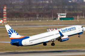 Havada Korkutan Anlar Antalya'dan Kalkan SunExpress Uçağı Varşova'ya Acil İniş Yaptı