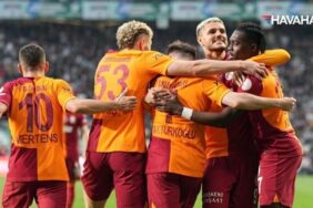 Kontraspor Galatasaray'ın 24. şampiyonluk hikayesi yazdı.. Galatasaray kupaya böyle uzandı