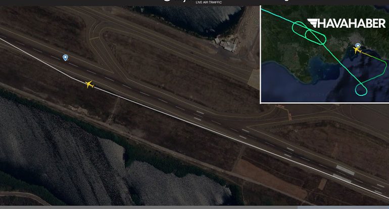 American Airlines Boeing 737-800 Uçağı Kingston’da Pistten Çıktı