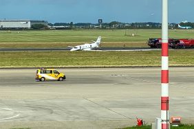 Amsterdam Schiphol Havalimanı'nda Cessna 560XL Özel Uçak Pistten Çıktı