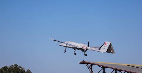 Bayraktar TB3 SİHA İlk Rampa Kalkış Testini Başarıyla Tamamladı