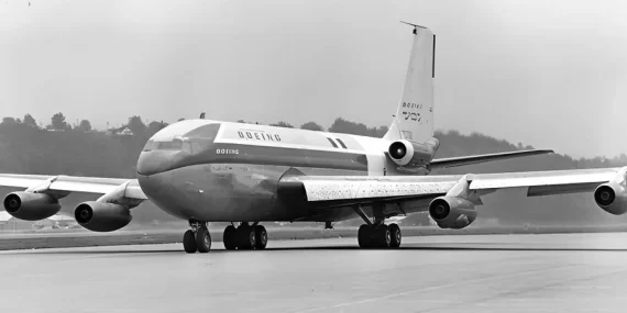 Boeing 367-80 Nedir, Hangi Ülkenin ve Kaç Kişilik? Boeing 367-80 Yolcu Uçağı Özellikleri ve Üretim Tarihi