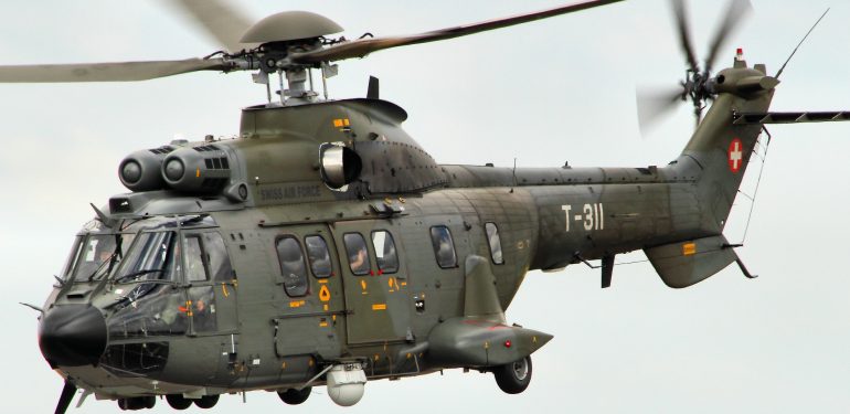 Eurocopter AS332 Super Puma Nedir, Kimin ve Kaç Kişi Taşır? Eurocopter AS332 Super Puma Helikopteri Özellikleri ve Üretim Tarihi