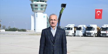 Ulaştırma ve Altyapı Bakanı 2024'ün İlk 5 Ayında Hava Yolu Trafiğinde Önemli Artış