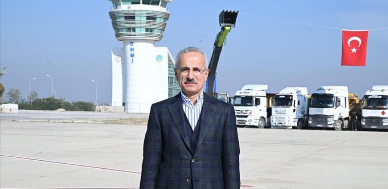 Ulaştırma ve Altyapı Bakanı Abdulkadir Uraloğlu: 2024’ün İlk 5 Ayında Hava Yolu Trafiğinde Önemli Artış