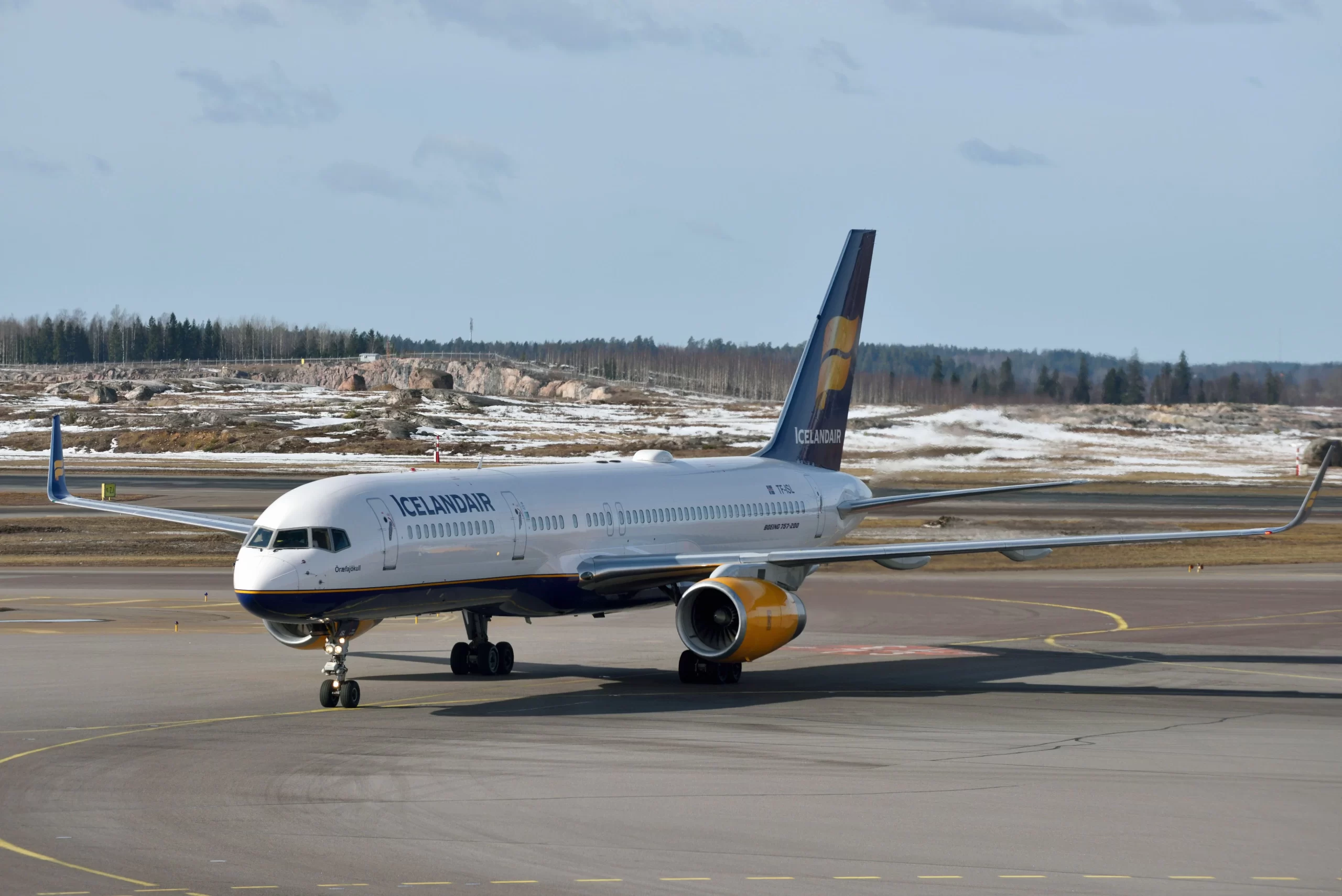 Boeing 757 Nedir, Hangi Ülkenin ve Kaç Kişilik? Boeing 757 Yolcu Uçağı Özellikleri ve Üretim Tarihi