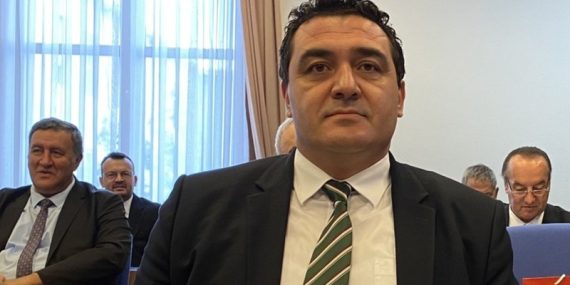 CHP’li Ulaş Karasu, AJet Havayolları’ndaki Rötar ve İptalleri Meclis Gündemine Taşıdı