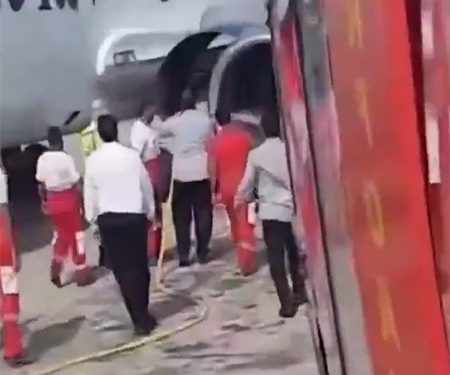 Feci kaza! İran’da Uçak Motoruna Kapılan Personel Hayatını Kaybetti