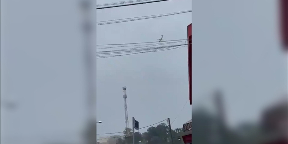 Brezilya’da 62 kişiyi taşıyan uçak yerleşim yerine düştü: Kurtulan yok!