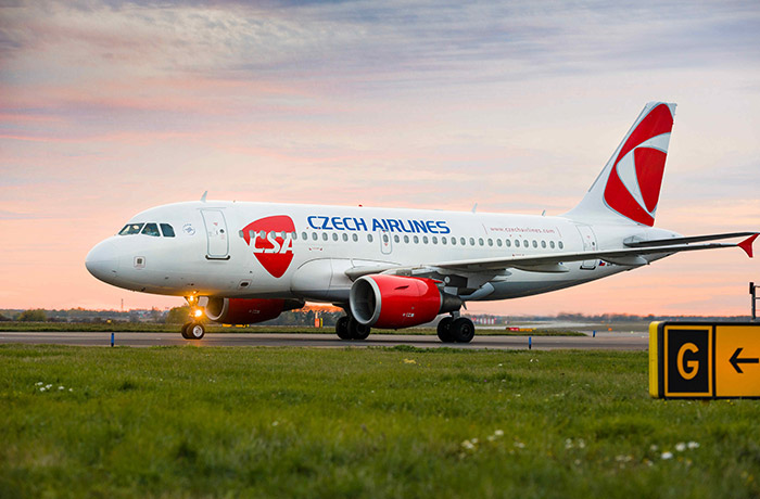 CSA Czech Airlines, Ekim ayında Skyteam'den ayrılarak uçuş operasyonlarını Smartwings'e devrediyor