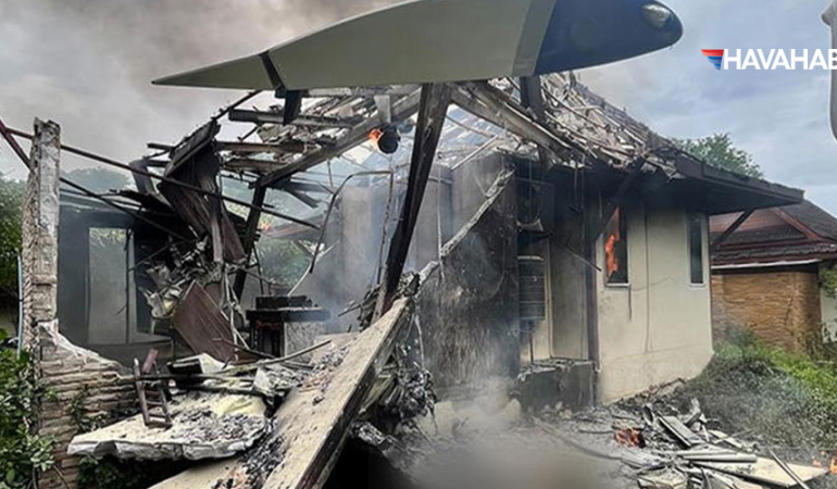 Tayland’da Test Uçuşu Kazası: Uçak Evin Üzerine Düştü, Pilot Hayatını Kaybetti