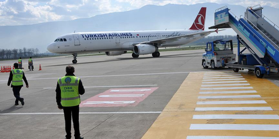 Cengiz Topel’e 3 yıl sonra ilk tarifeli seferi Pegasus Havayolları yaptı