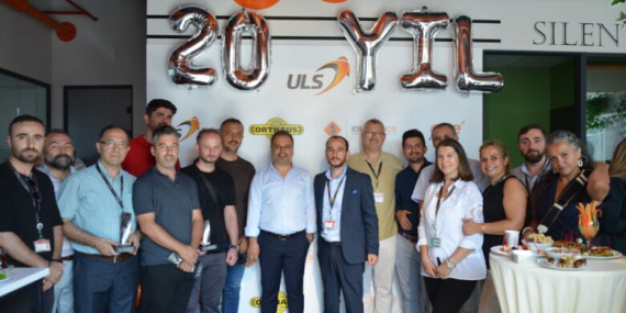 ULS Havayolları 20. Yılını Yeni Genel Merkezinde Kutladı