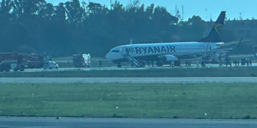 İtalya’da Ryanair Uçağında Motor Yangını 184 Yolcu Tahliye Edildi