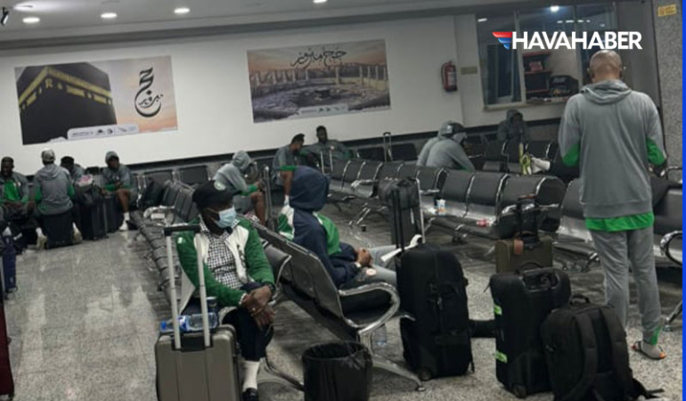 Osayi Samuel ve Nijerya Milli Takımı Libya’da 15 Saat Mahsur Kaldı