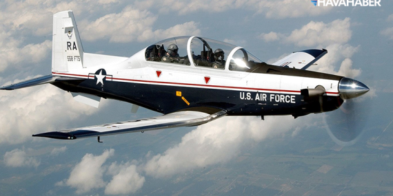 Finlandiya’da T-6 Texan Uçağı Düştü: 2 Kişi Hayatını Kaybetti