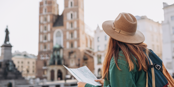 Bıçaklı Saldırı Fitili Ateşledi! Karadağ’dan Türk Vatandaşlarına Şok Karar: Vizesiz Seyahat Bitti!