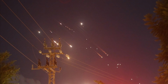 İsrail’den İran’a “iade-i misilleme” saldırısı: Hava trafiği alt üst oldu