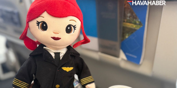 Uçakta Elif Kaptan Bebeği!