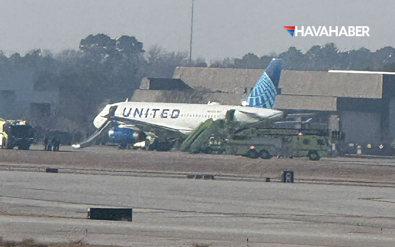 United-Airlines-uçağında-panik!-Kalkış-sırasında-alev-aldı,-yolcular-tahliye-edildi