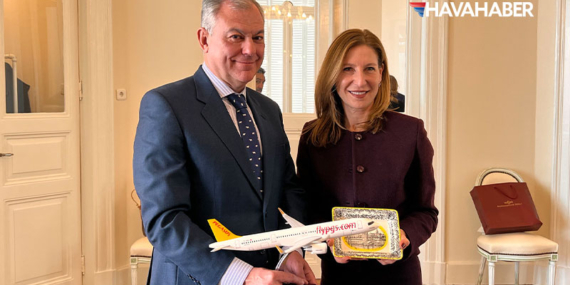 Pegasus CEO’su Güliz Öztürk: Sevilla uçuşlarımızı Nisan ayından itibaren artıracağız