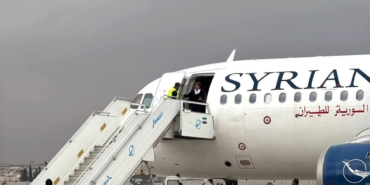 The first commercial flight SYR115 lands at Syria'