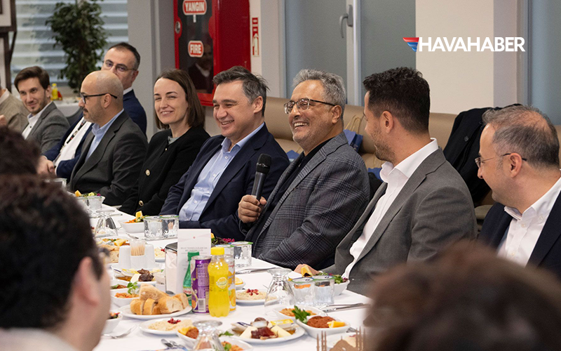 Türk Hava Yolları’ndan Dijital Dönüşüm Hamlesi Ahmet Bolat, Turkish Technology Ekibiyle Buluştu