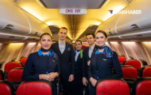 Çukurova Havalimanı'na ilk seferi THY uçağı yaptı - 1