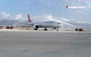 Çukurova Havalimanı'na ilk seferi THY uçağı yaptı - 1