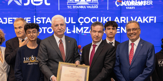 AJet ve İstanbul Çocukları Vakfından başarılı öğrencilere seyahat desteği