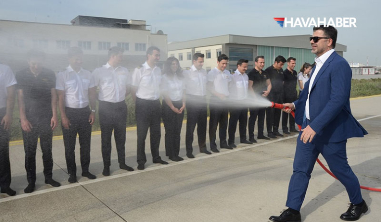 Çukurova Havalimanı'na ilk seferi THY uçağı yaptı - 1