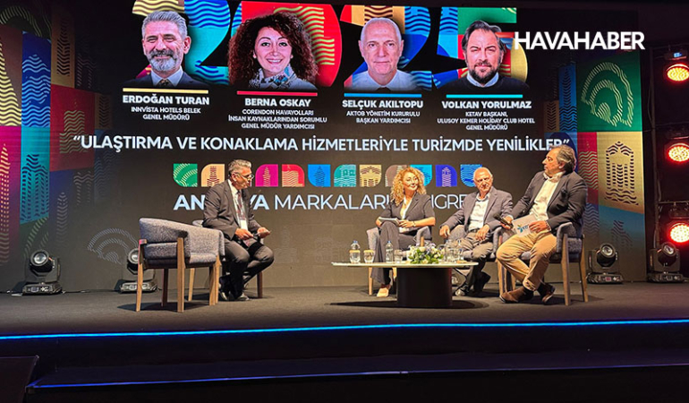 Corendon-Airlines-İnsan-Kaynaklarından-Sorumlu-Genel-Müdür-Yardımcısı-Berna-Oskay,-Antalya-Markalar-Kongresi'nde-konuştu